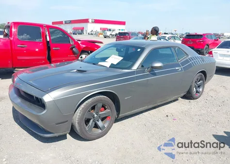 2012 Dodge Challenger Sxt z USA, uszkodzony, nr VIN 2C3CDYAG6CH262198